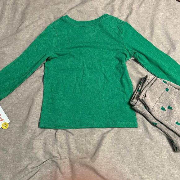 Cat & Jack 4T Holiday Set - Picture 4 of 4